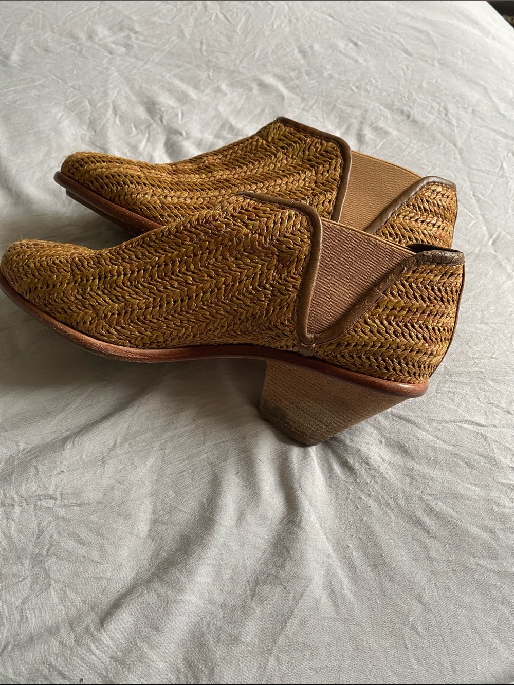 Matt Bernson Woven khaki Tan Ankle Booties - Picture 7 of 8